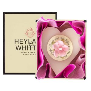 Königin am Nil Seife herzförmig in Geschenkbox 40g - von HEYLAND & WHITTLE