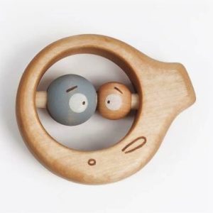 Fisch Baby Rassel, Holz Rassel Spielzeug, Holzspielzeug handgemacht von FRIENDLY TOYS